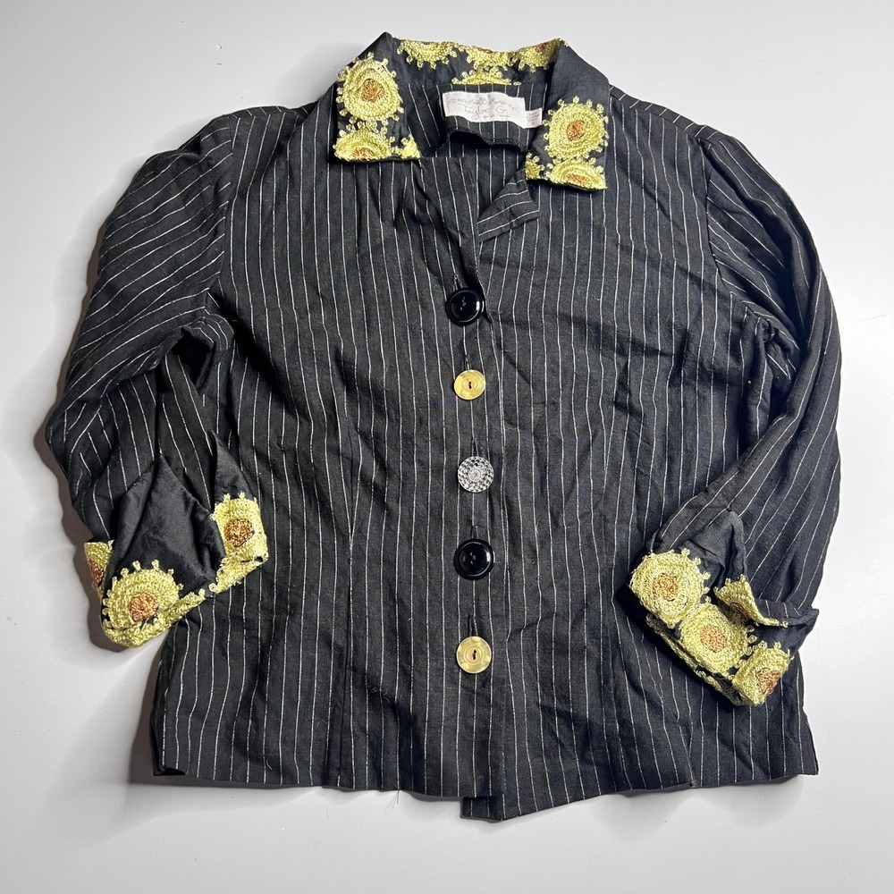 Taylor‎ G. Dallas Texas Womens Small Pinstripe Embroidered Button Up Top Black